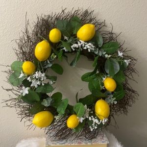 Lemon wreath